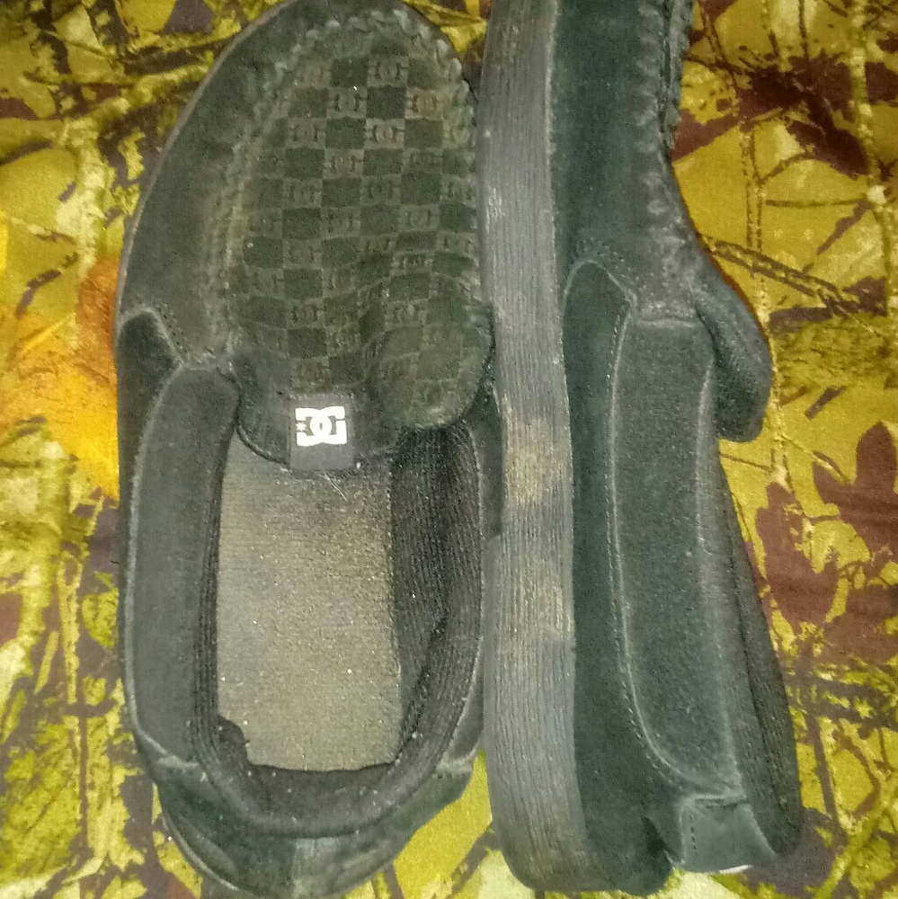 DC slip on shoes